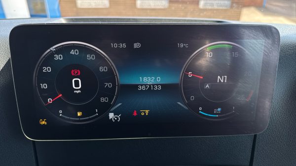 Mercedes-Benz Actros 2545LS Bigspace - Image 13
