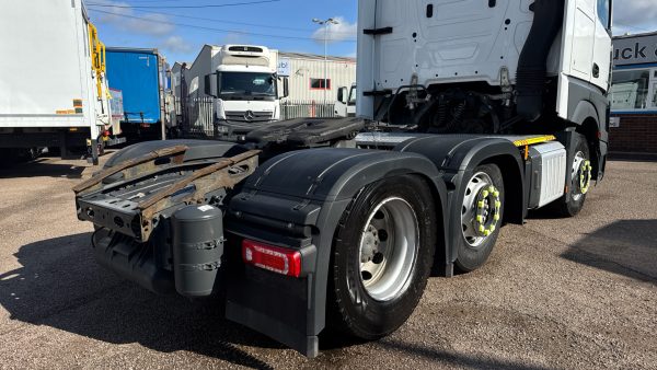 Mercedes-Benz Actros 2545LS Bigspace - Image 23