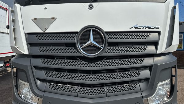 Mercedes-Benz Actros 2545LS Bigspace - Image 37