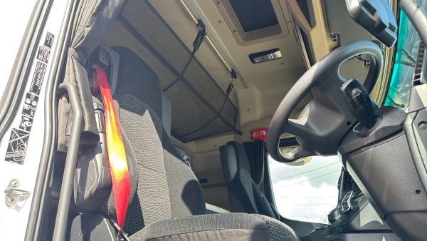 Mercedes-Benz Actros 2545lS Bigspace - Image 11