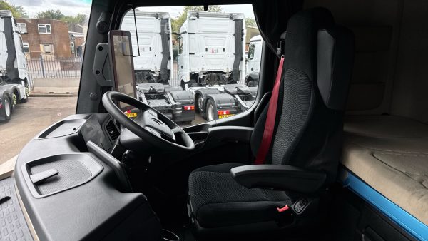 Mercedes-Benz Actros 2545LS BigSpace - Image 28