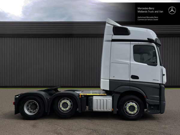 Mercedes-Benz Actros 2545LS BigSpace - Image 5