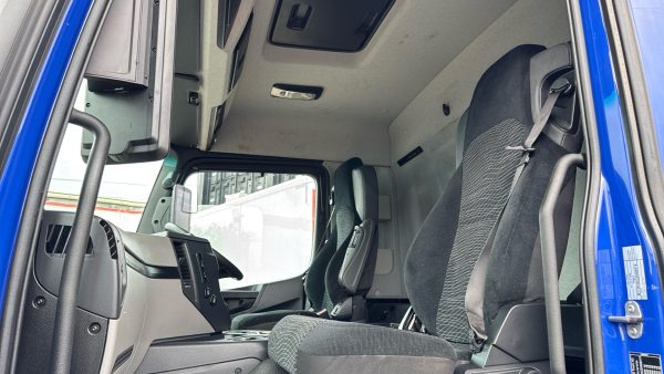 Mercedes-Benz Actros 1824 Classic 26ft Dropside - Image 9