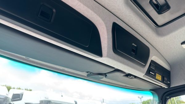 Mercedes-Benz Actros 1824 Classic 26ft Dropside - Image 34
