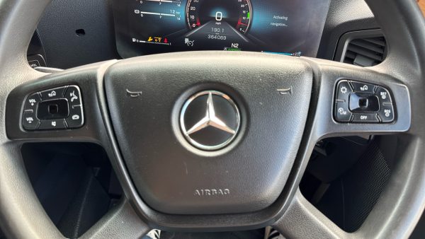 Mercedes-Benz Actros 2545 Streamspace - Image 25