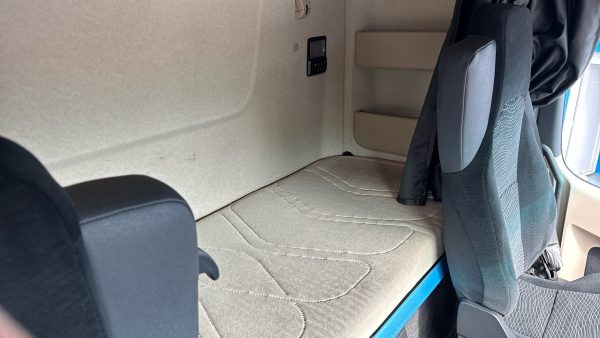 Mercedes-Benz Actros 2545 Streamspace - Image 32