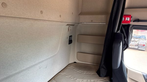 Mercedes-Benz Actros 2545 Streamspace - Image 35