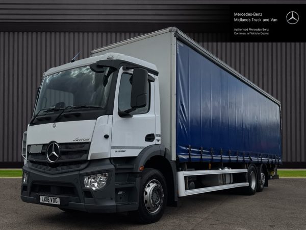 Mercedes-Benz Antos 2530 Curtainside with Tuckaway Taillift - Image 2