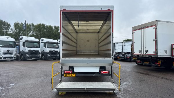 Mercedes-Benz Actros 5 1830L Stream Box with Taillift - Image 16