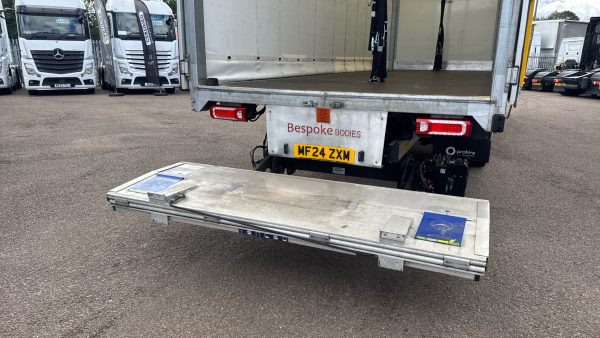 Mercedes-Benz Actros L 1830L Curtainside with Tuckaway Taillift 26FT - Image 23