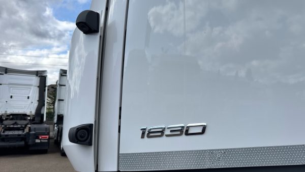 Mercedes-Benz Actros L 1830L Curtainside with Tuckaway Taillift 26FT - Image 29