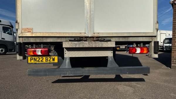 Mercedes-Benz Atego 818 Curtainside Sleeper - Image 34