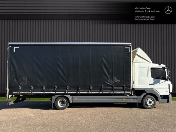 Mercedes-Benz Atego 818 Curtainside Sleeper - Image 5