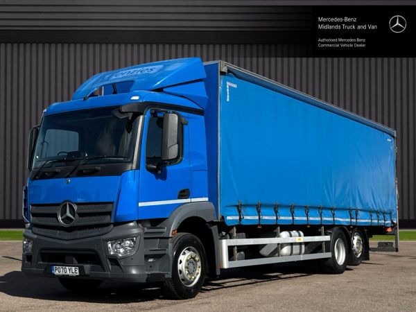Mercedes-Benz Actros 2532 Curtainside with Taillift - Image 2