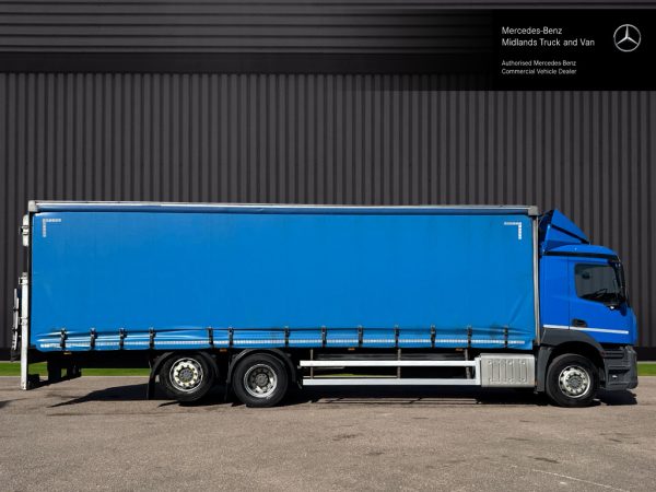 Mercedes-Benz Actros 2532 Curtainside with Taillift - Image 5