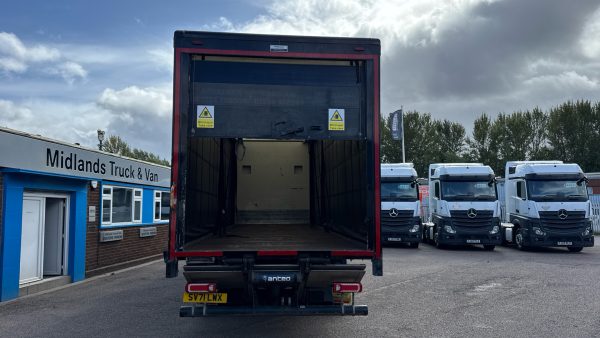 Mercedes-Benz Actros 1827L 170 Stream Curtainside with Taillift - Image 18
