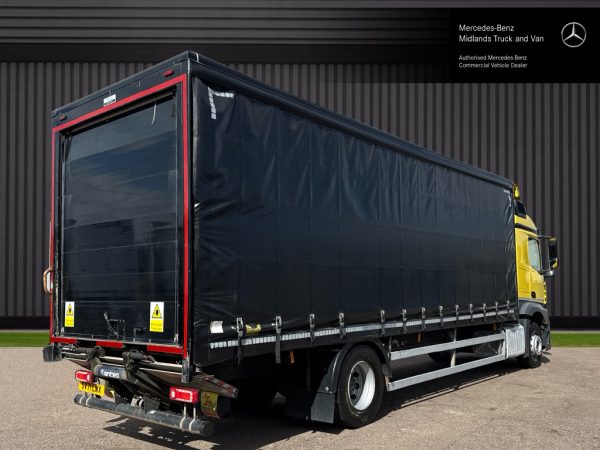 Mercedes-Benz Actros 1827L 170 Stream Curtainside with Taillift - Image 3