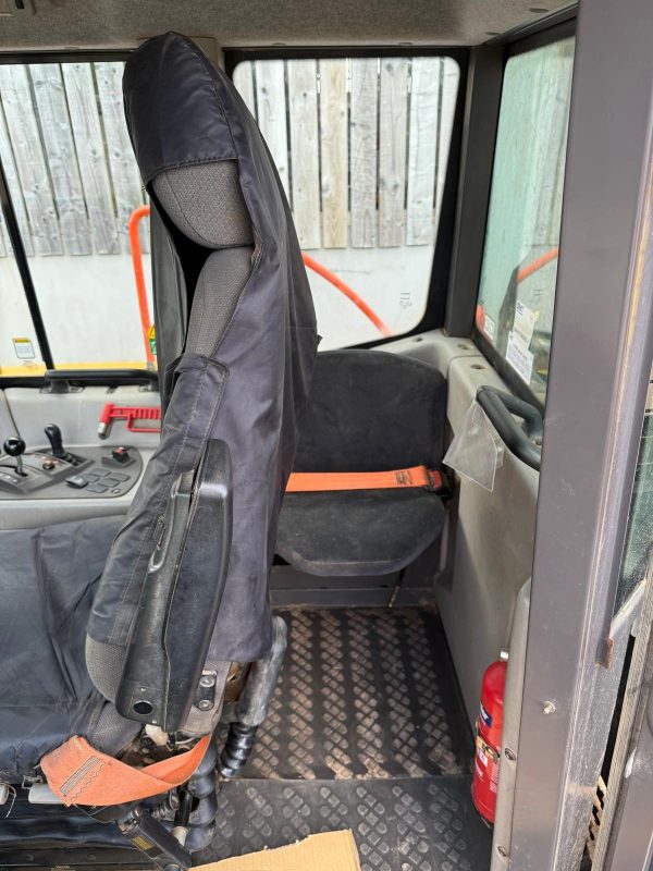 Volvo A30G - Image 13