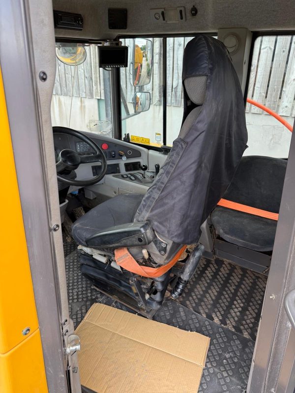 Volvo A30G - Image 20