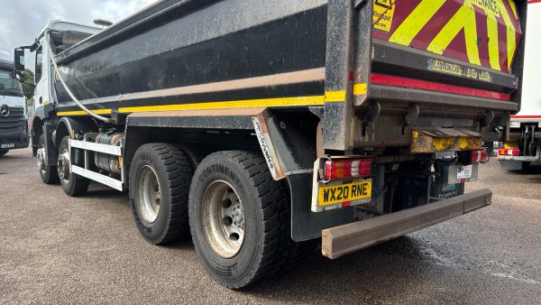 Mercedes-Benz Arocs 3240 Tipper - Image 28