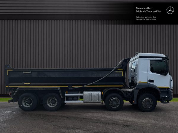 Mercedes-Benz Arocs 3240 Tipper - Image 5
