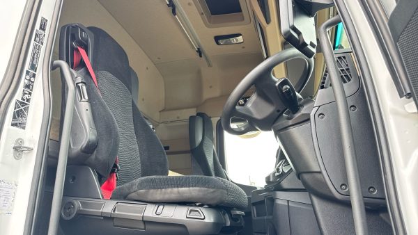 Mercedes-Benz Actros 2545LS BigSpace - Image 10