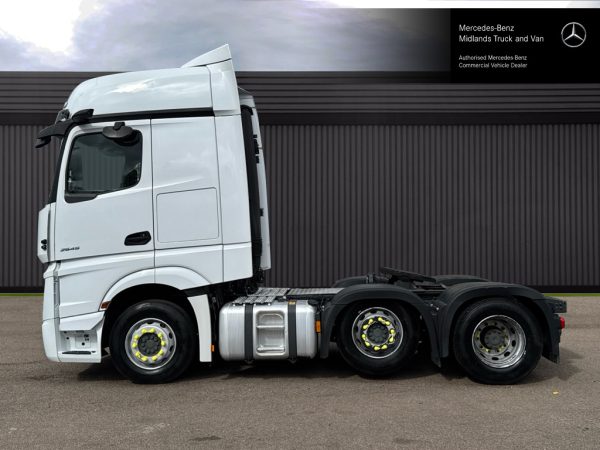 Mercedes-Benz Actros 2545LS BigSpace - Image 5