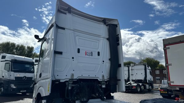 Mercedes-Benz Actros 2545LS StreamSpace - Image 15