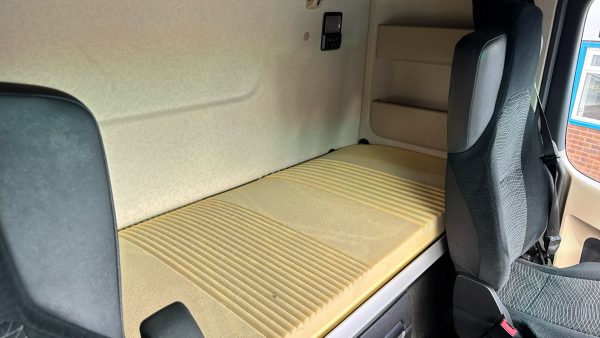 Mercedes-Benz Actros 2545LS StreamSpace - Image 18