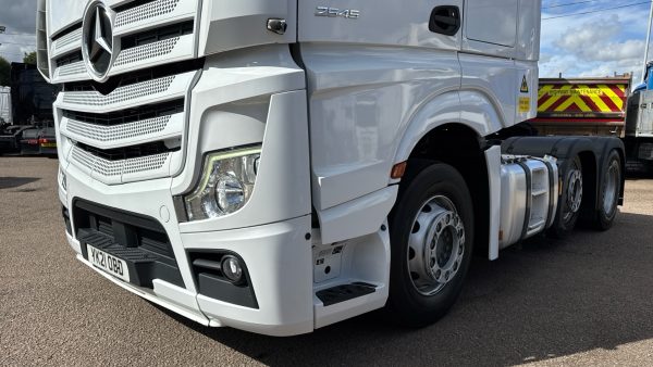 Mercedes-Benz Actros 2545LS StreamSpace - Image 21
