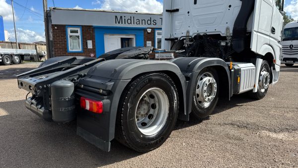 Mercedes-Benz Actros 2545LS StreamSpace - Image 23