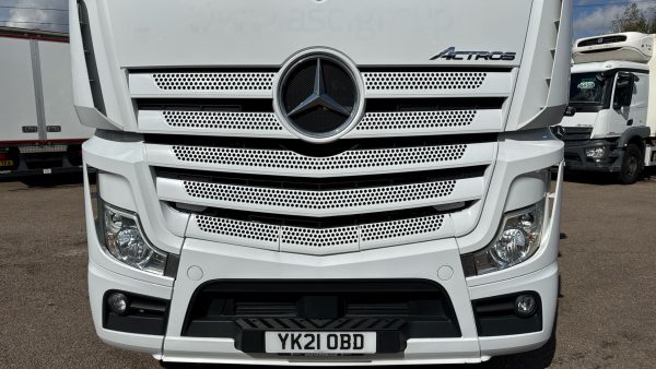 Mercedes-Benz Actros 2545LS StreamSpace - Image 25