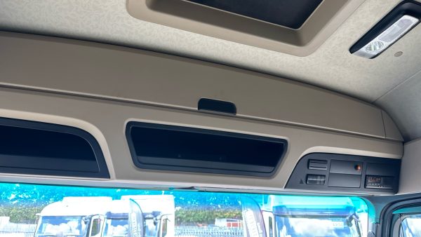Mercedes-Benz Actros 2545LS StreamSpace - Image 27