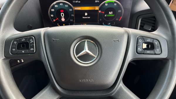 Mercedes-Benz Actros 2545LS StreamSpace - Image 31