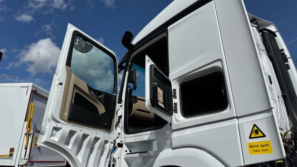 Mercedes-Benz Actros 2545LS StreamSpace - Image 36