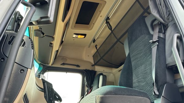 Mercedes-Benz Actros 2545LS StreamSpace - Image 9