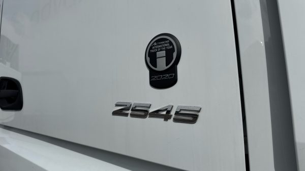 Mercedes-Benz Actros 2545LS StreamSpace - Image 24