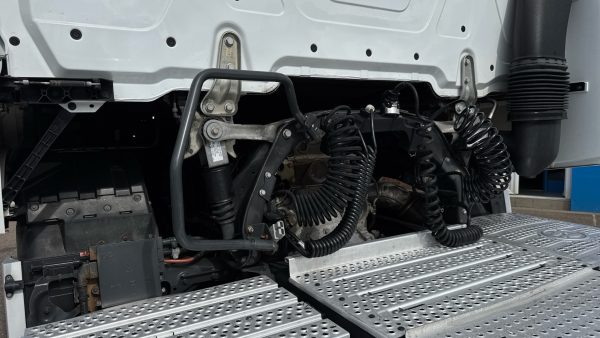 Mercedes-Benz Actros 2545LS StreamSpace - Image 33