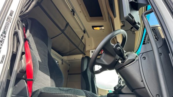 Mercedes-Benz Actros 2545LS Streamspace - Image 10