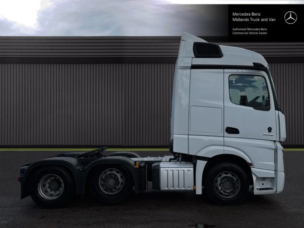 Mercedes-Benz Actros 2545LS Streamspace - Image 5