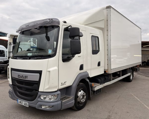 DAF LF 180 FA 7.5 Tonne Crew Cab Box Truck with Cantilever Tail Lift - Image 2