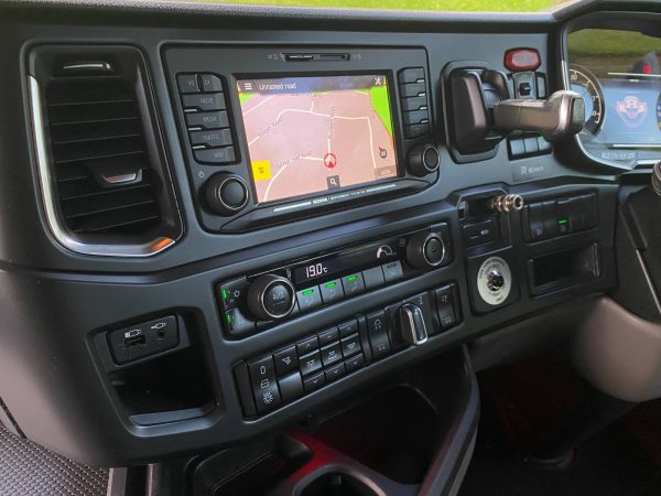 Scania S650 V8 Highline - Image 8