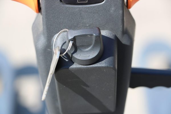 2t Lithium Pallet Truck - Image 6