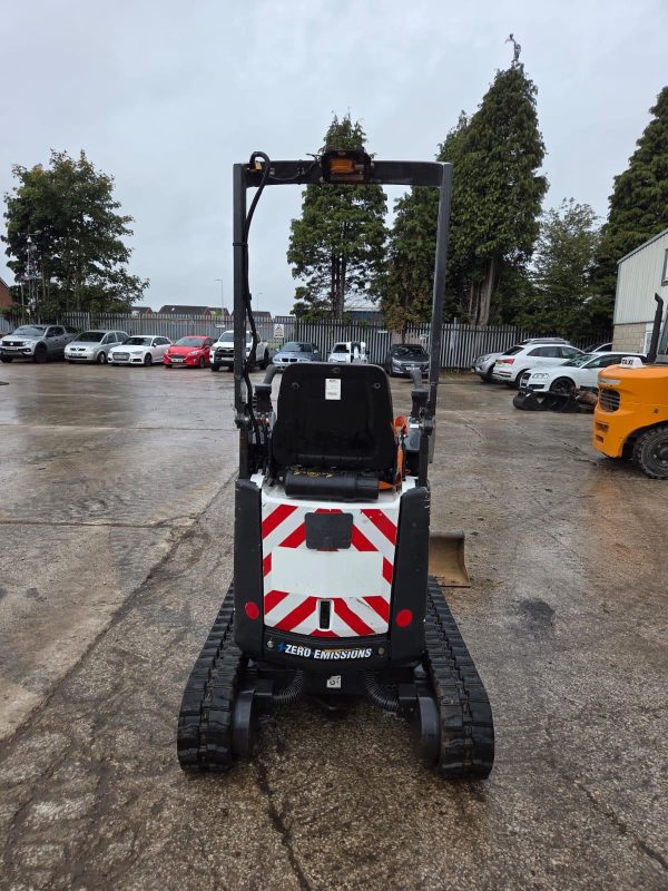 Bobcat E10e - Image 10